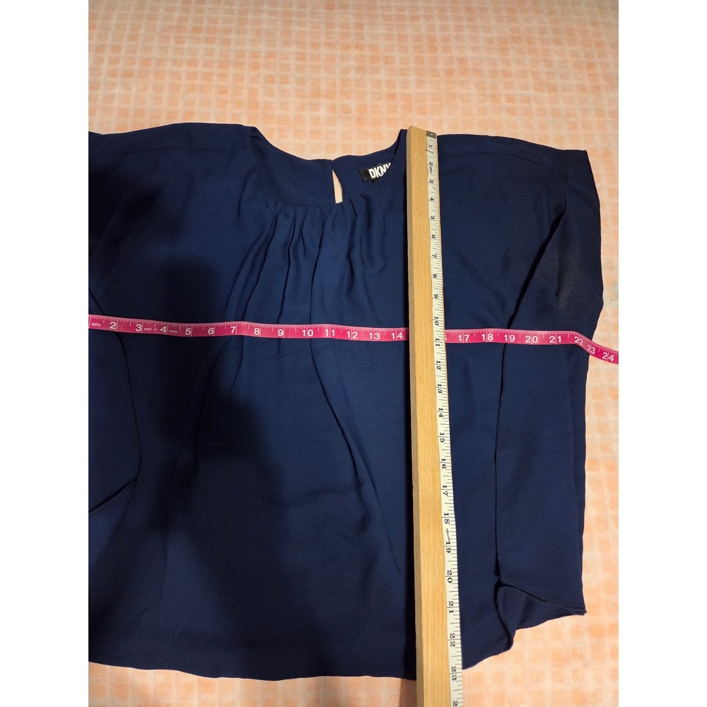 DKNY Pleated Blouse Women XL Navy Blue Corporate Chic Office Wear - Picture 4 of 4